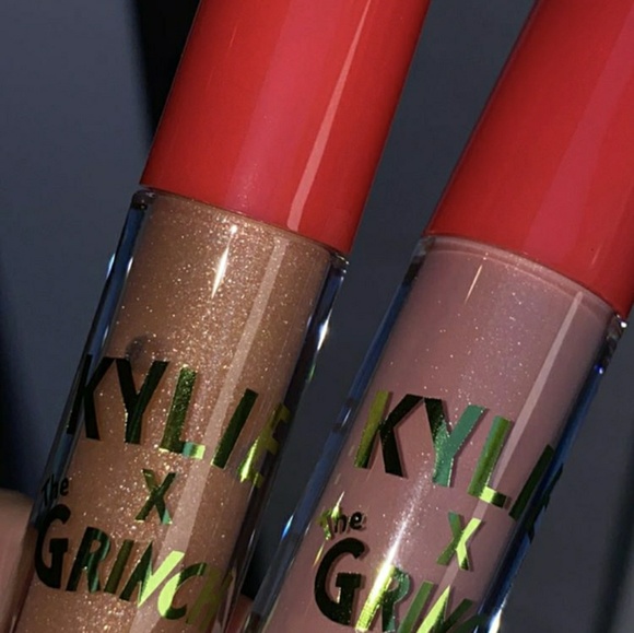 Kylie x The Grinch Bundle - Picture 4 of 4